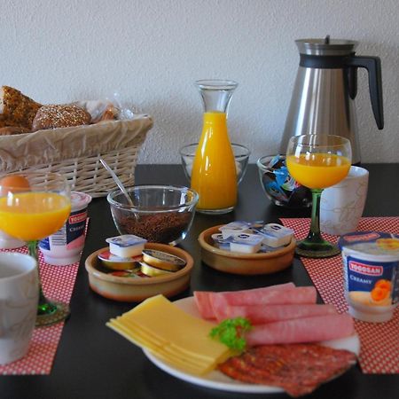 Bed And Breakfast De Meule Montfort Ngoại thất bức ảnh